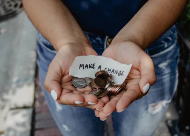 5 Financial Advantages of Giving to Charities